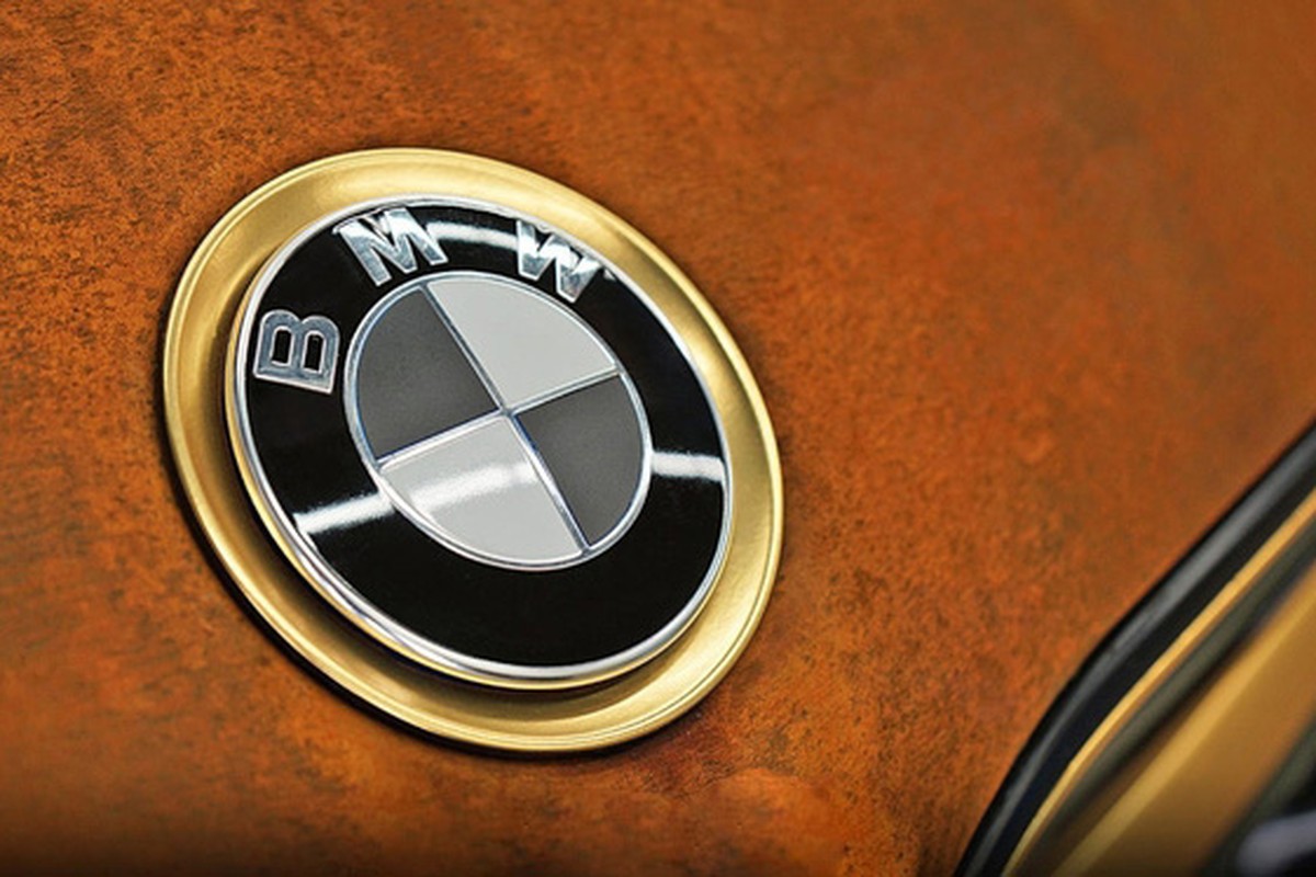 BMW i8 phong cach ri set khien dan choi 
